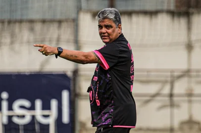 Marcelo Cabo, técnico do Caxias para a sequência de 2026<!-- NICAID(16225233) -->