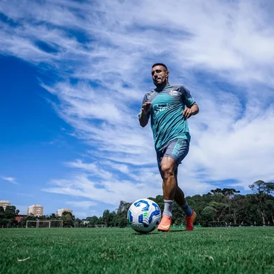 Treino do Juventude com foco na Série A do Brasileirão 2025. Na foto, o lateral-esquerdo Alan Ruschel.<!-- NICAID(15990005) -->