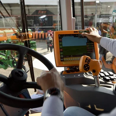 Esteio, RS, Brasil, 01/09/2022 - Balanço parcial da venda de máquinas na Expointer deste ano de 2022. Na foto, Staara. - Foto: Jefferson Botega/Agência RBSIndexador: Jeff Botega<!-- NICAID(15193621) -->