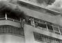 "Imagens fortíssimas", recorda fotógrafo que cobriu incêndio em Porto Alegre em 1976; veja fotos