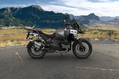 BMW / Divulgação image