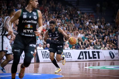 Jon dos Anjos, basquete, NBB