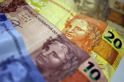 Cédulas de Real<!-- NICAID(14794860) -->