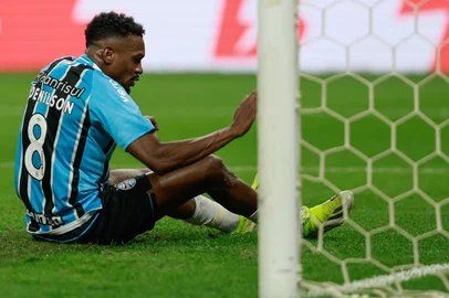 PORTO ALEGRE, RS, BRASIL, 10-08-2025: Grêmio recebe o lanterna do campeonato brasileiro, Sport Recife, pela 19ª rodada da competição, na Arena do Grêmio, em Porto Alegre. Foto: André Ávila/ Agência RBSIndexador: Andre Avila<!-- NICAID(16098613) -->