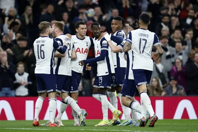 Tottenham, Copa da Liga Inglesa, futebol