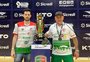 Sercca recebe o troféu de quarto lugar do Gauchão de Futsal 2023