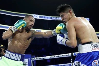 Robson Conceição x Emanuel Navarrete, boxe