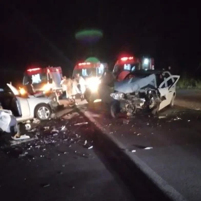Acidente deixa seis feridos na RSC-453 em Caxias do SUl no início da madrugada de domingo (9).<!-- NICAID(14778218) -->