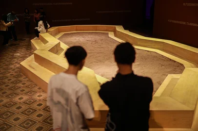 PORTO ALEGRE, RS, BRASIL, 23/05/2025: Reta final da Bienal do Mercosul. Foto: Renan Mattos / Agencia RBS<!-- NICAID(16044609) -->