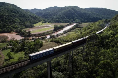 2023.09.23 - VALE DO TAQUARI, RS, BRASIL - *Fotos em baixa - Após suspensão devido à tragédia no Vale do Taquari, Trem dos Vales retoma passeios. (Foto: André Ávila/ Agência RBS)<!-- NICAID(15549504) -->