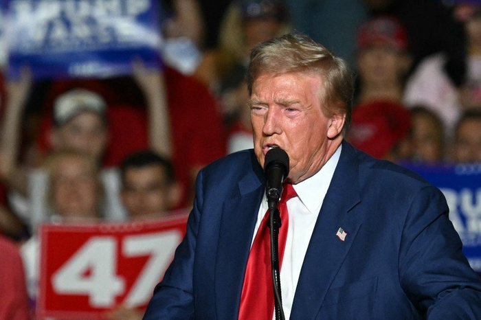 Patrick T. Fallon / AFP