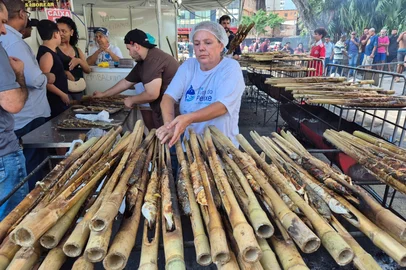Feira do Peixe no Mercado Público de Porto Alegre nesta Sexta-Feira Santa<!-- NICAID(16258386) -->