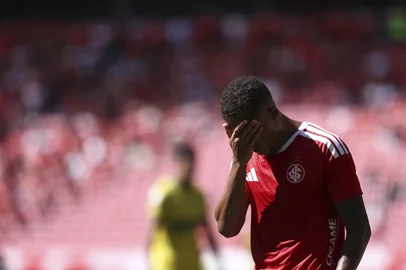 PORTO ALEGRE, RS, BRASIL, 19-04-2026: Internacional x Mirassol, partida válida pela 9ª rodada do Campeonato Brasileiro 2026. O jogo ocorre no estádio Beira-rio, em Porto Alegre. Foto: Bruno Todeschini/Agência RBSIndexador: Bruno Todeschini<!-- NICAID(16268842) -->