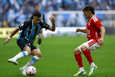Jeff Botega / Grupo RBS PORTO ALEGRE, RS, BRASIL, 11-10-2026: Grêmio vs Internacional, clássico GreNal nº455, pelo Campeonato Brasileiro Série A 2026. O jogo ocorre na Arena, em Porto Alegre. Foto: Jeff Botega/Grupo RBSIndexador: jeff botega<!-- NICAID(16385228) -->