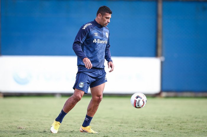 LUCAS UEBEL / Gremio.net