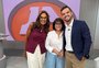 Com a participação da ex-apresentadora Maria do Carmo, "Jornal do Almoço" celebra 53 anos no ar