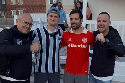Inter vence Gre-Nal no Rio Hudson, em Nova York<!-- NICAID(16303225) -->