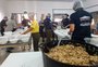 Voluntários de Passo Fundo enviam mais de 4 mil refeições para municípios da Serra e do Vale do Taquari 