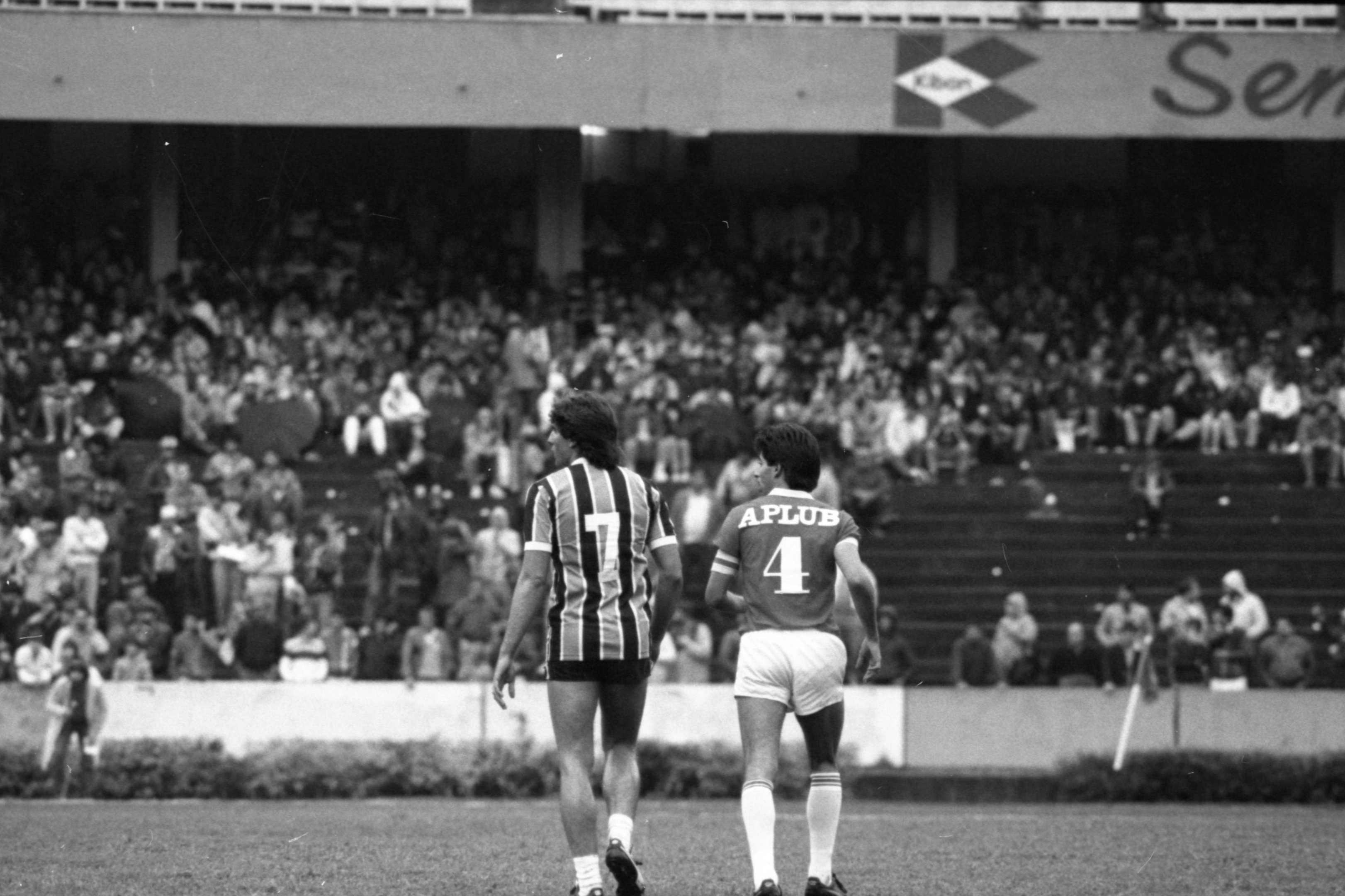 O inusitado e melanc&oacute;lico fato do Gre-Nal 450