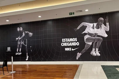 Nova loja da Nike no BarraShoppingSul<!-- NICAID(15277407) -->