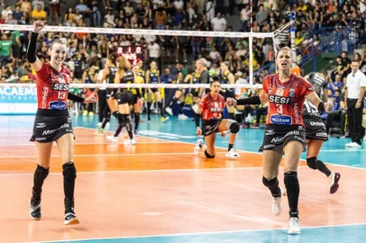 Seis-Bauru, vôlei