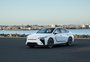 Lexus ES 350h híbrido chega ao Brasil em pré-venda