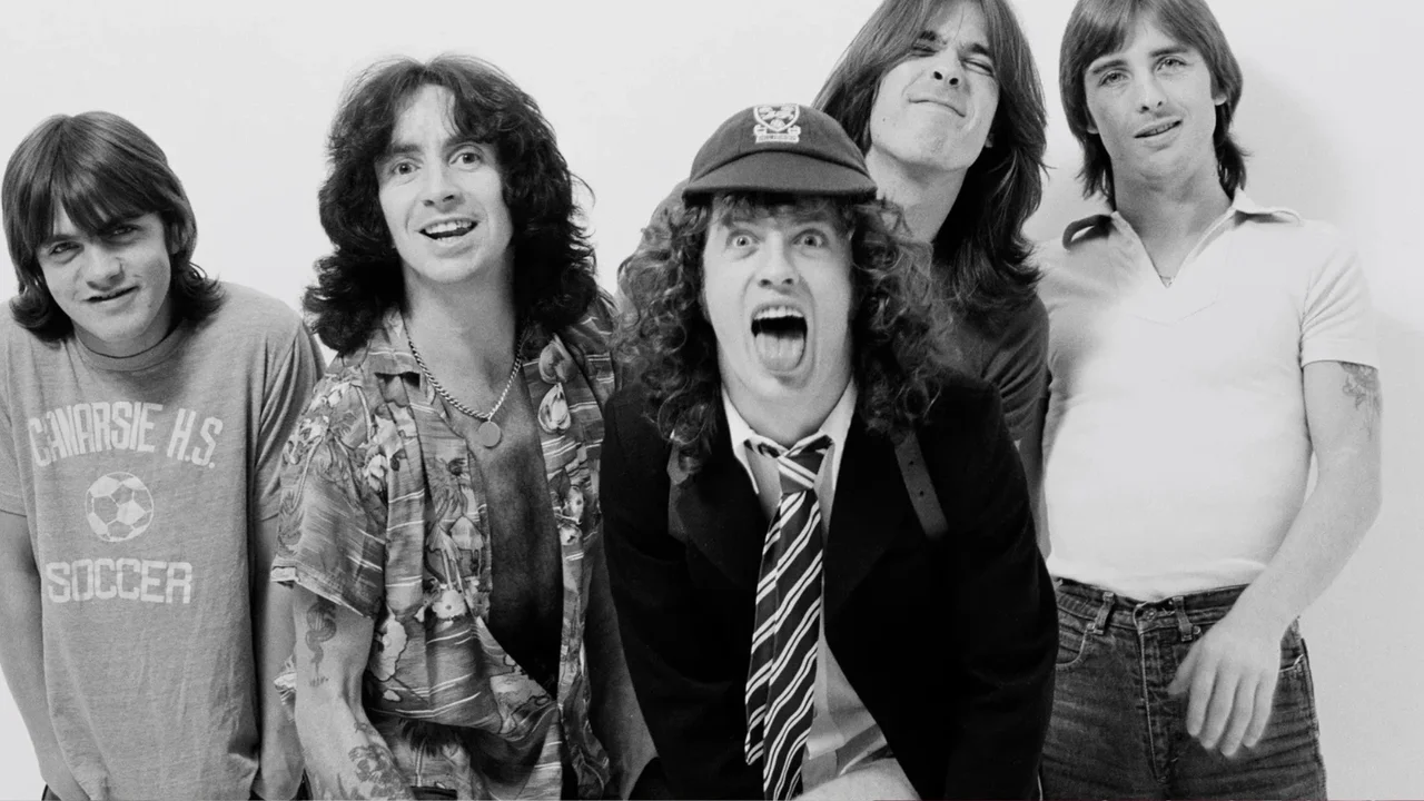 Fin Costello/AC/DC