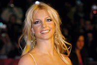 FRANCE-MUSIC-NRJ-AWARDS-SPEARSUS rock star Britney Spears arrives 24 January 2004 at Cannes' Palais des Festivals, for France's annual NRJ music awards. The awards are held as the International music industry descends on Cannes, southern France, for the annual MIDEM trade jamboree, the music world's premier trade show. The NRJ pop music station's awards are based on a public vote, with around 50 artists competing for 15 awards. NRJ is a popular commercial FM radio network whose name, when pronounced in French, makes the word "energy". AFP PHOTO PASCAL GUYOT (Photo by Pascal GUYOT / AFP)Editoria: ACELocal: CannesIndexador: PASCAL GUYOTSecao: musicFonte: AFPFotógrafo: STF<!-- NICAID(15200346) -->