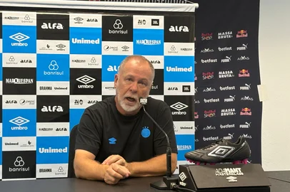 Mano Menezes em coletiva após empate entre Grêmio e Bragantino por 1 a 1. Foto: Eduardo Gabardo/Agência RBS<!-- NICAID(16034699) -->