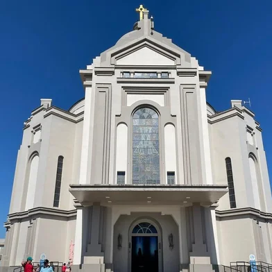 Santuário de Nossa Senhora de Caravaggio, em Farroupilha, que foi pintado e recebeu novos vitrais. Foto: Flavia Noal / Agência RBS<!-- NICAID(15319691) -->