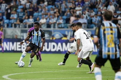 PORTO ALEGRE, RS, BRASIL, 14-04-2026 Grêmio vs Deportivo Riestra. Duelo válido pela fase de grupos da Copa Sul-Americana 2026. Foto: Renan Mattos/Agência RBS<!-- NICAID(16265987) -->