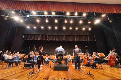 UCS Orquestra ensaia para o espetáculo Joias Italianas do Século XIX<!-- NICAID(14931376) -->