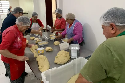 Mais de 3 mil cucas devem ser comercializadas durante a Romaria de Nossa Senhora Aparecida<!-- NICAID(15888818) -->