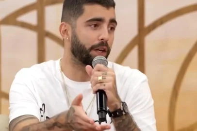 Participação do surfista e ex-BBB Pedro Scooby no programa "Encontro". Programa exibido em 18 de janeiro de 2023.<!-- NICAID(15324713) -->