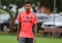 Matheus Dias treina na lateral direita e é opção para substituir Bustos contra o CSA