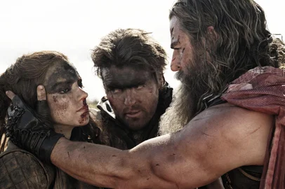 (L to r) Anya Taylor-Joy as Furiosa, Tom Burke as Praetorian Jack and Chris Hemsworth as Dementus in Warner Bros. Pictures’ action adventure FURIOSA: A MAD MAX SAGA, a Warner Bros. Pictures release.<!-- NICAID(15772958) -->
