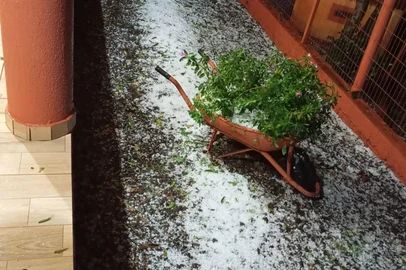 Granizo atinge cidades do Norte do RS<!-- NICAID(16052843) -->