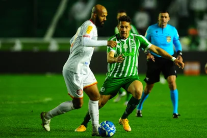CAXIAS DO SUL, RS, BRASIL, 11/06/2023. Juventude x Tombense, jogo válido pela 12ª rodada da série A do Campeonato Brasileiro e realizado no estádio Alfredo Jaconi. (Porthus Junior/Agência RBS)<!-- NICAID(15453351) -->