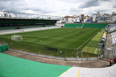 Porthus Junior / Agencia RBS CAXIAS DO SUL, RS, BRASIL, 16/11/2025. Juventude x Grêmio, jogo de ida válido pela final do Campeonato Gaúcho Feminino (Gauchão Feminino 2025) e realizado no estádio Alfredo Jaconi. Vista geral do estádio Alfredo Jaconi(Porthus Junior/Agência RBS)<!-- NICAID(16168320) -->