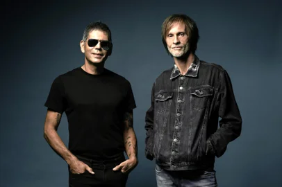 DADO VILLA-LOBOS E MARCELO BONFÁ REALIZAM SHOW EM PORTO ALEGRE<!-- NICAID(15486259) -->