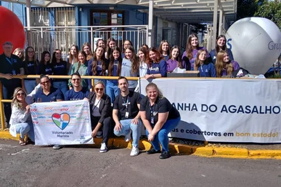 Campanha do agasalho Cobertos de Amor tem Dia D em Erechim<!-- NICAID(16037674) -->