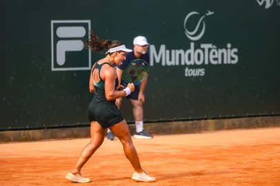 Ingrid Martins, tênis