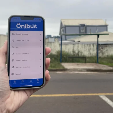 Aplicativo de ônibus em Passo Fundo<!-- NICAID(16042636) -->