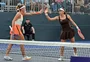 Luisa Stefani e Timea Babos vencem na estreia das duplas no SP Open