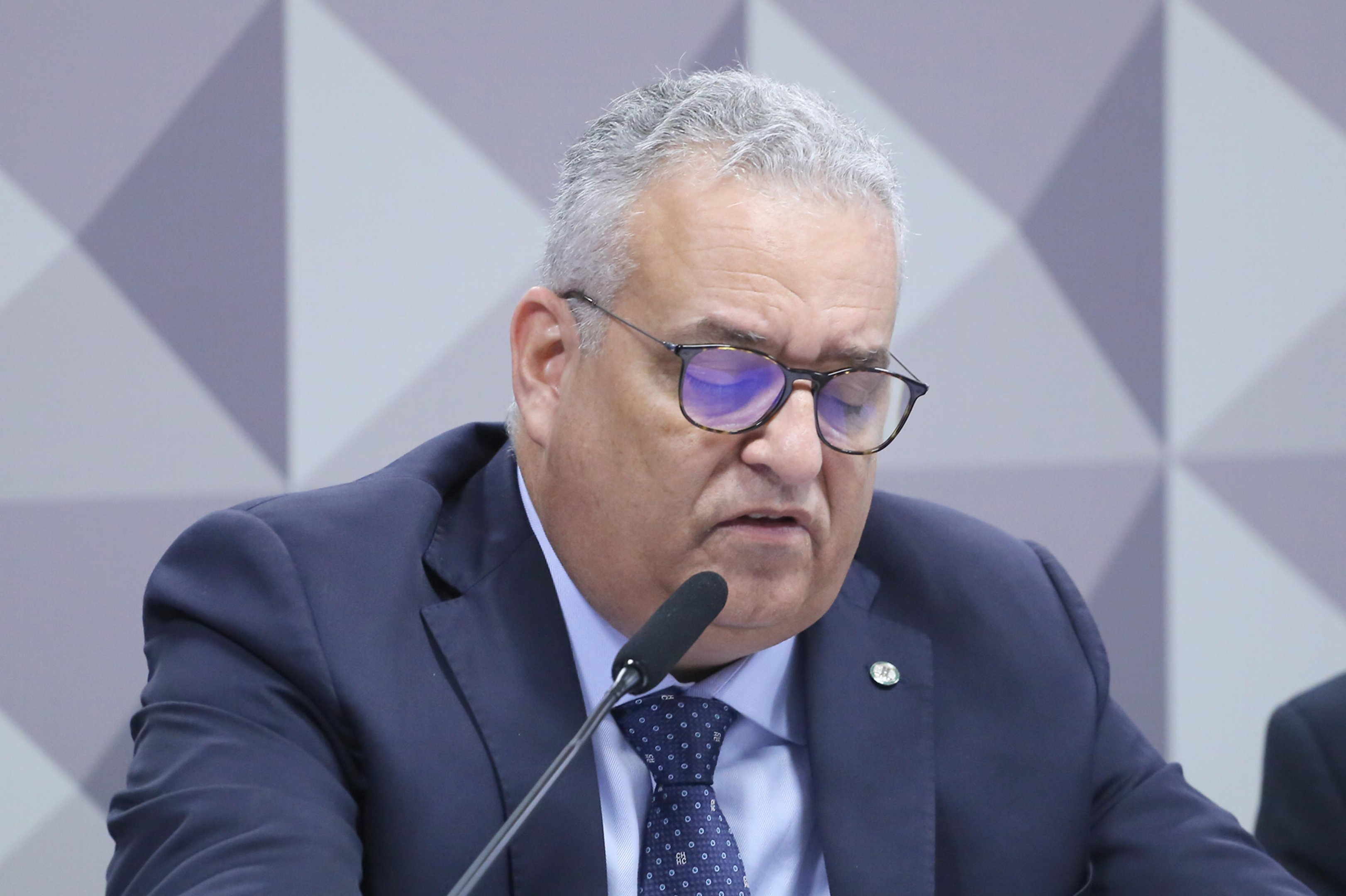 O que se sabe sobre a acusa&ccedil;&atilde;o de estupro contra o relator da CPI do INSS; veja vers&otilde;es