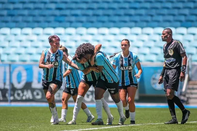 RS - ESPORTES/GAUCHÃO FEMININO - Grêmio X Brasil-FAR, na Arena do Grêmio, na data de 01/11/2025, válida pelo Campeonato Gaúcho Feminino 2025. FOTO: Vini Saraiva / Grêmio FBPA<!-- NICAID(16170703) -->