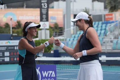 Luisa Stefani e Hayley Carter