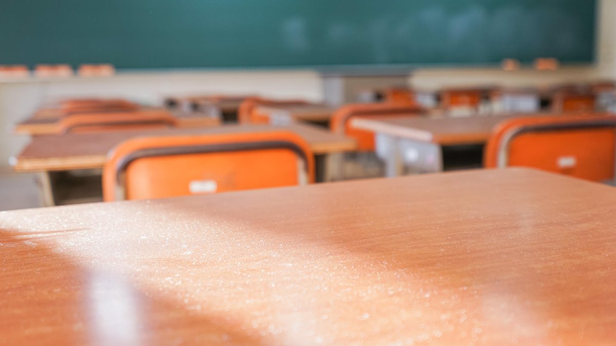 Gás em escolas de Porto Alegre