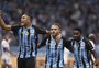 Com um a mais, Grêmio vence o Confiança e larga em vantagem na Copa do Brasil