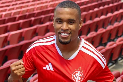 Alerrandro centroavante do Inter